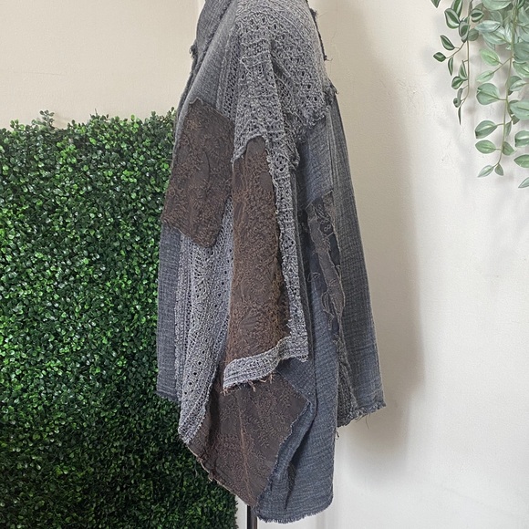 POL Distressed Patchwork Button-Up Shirt Sz MED - Picture 3 of 7